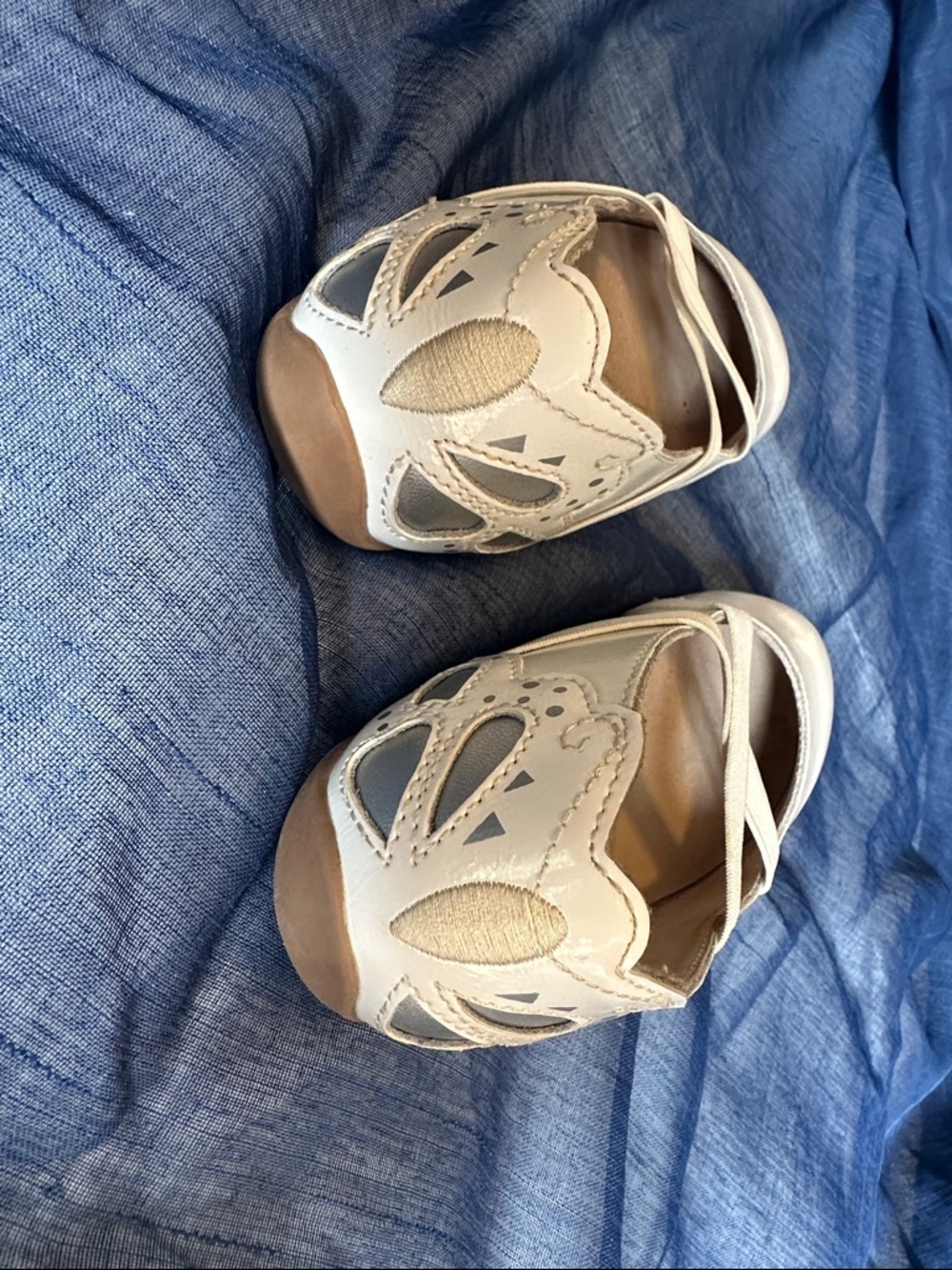 Livie & Luca Girls' Cream Patent Mary Jane Cross-Strap Shoes - Picture 3 of 3
